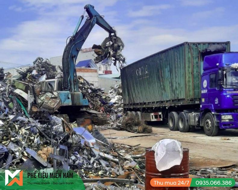 Dịch vụ thu mua phế liệu tận nơi tại KCN Biên Hòa 1, 2