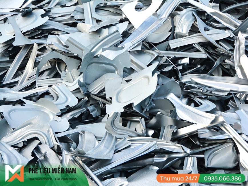 Thu mua phế liệu máy móc hư cũ ngành nhôm kính 3 Thu mua phế liệu máy móc hư cũ ngành nhôm kính