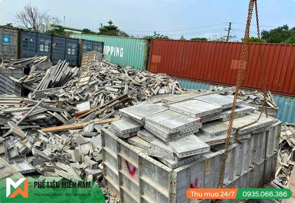 Phe-Lieu-Cong-Trinh-3.jpg Phe Lieu Cong Trinh 3