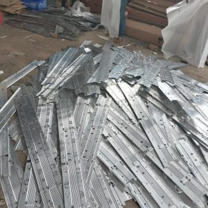 Thu Mua Inox Phế Liệu Giá Cao – Thu Gom Tận Nơi