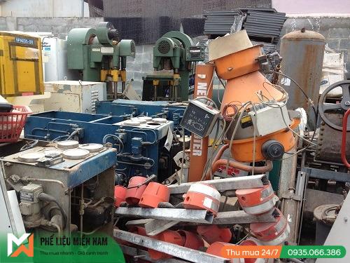 Cơ Sở Thu Mua Máy Móc Cơ Giới Phế Liệu Tại HCM – Uy Tín, Có Mặt Nhanh 1 Cơ Sở Thu Mua Máy Móc Cơ Giới Phế Liệu Tại HCM – Uy Tín, Có Mặt Nhanh